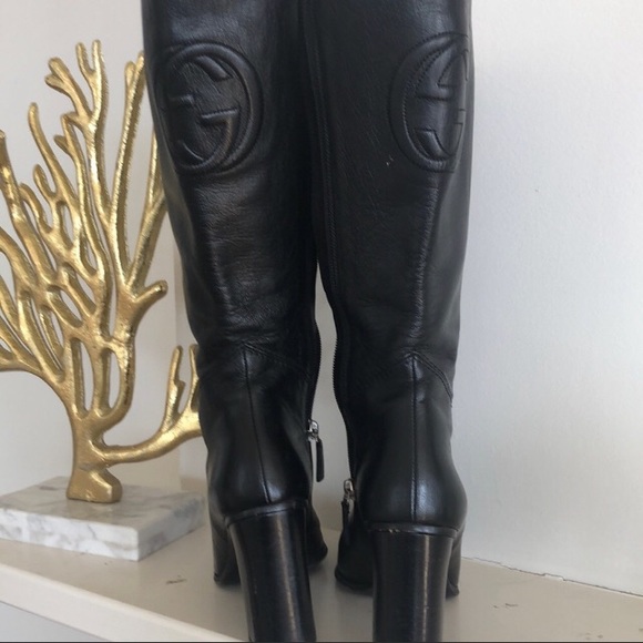 Meet your Posher, Alex - Picture 13 of 15